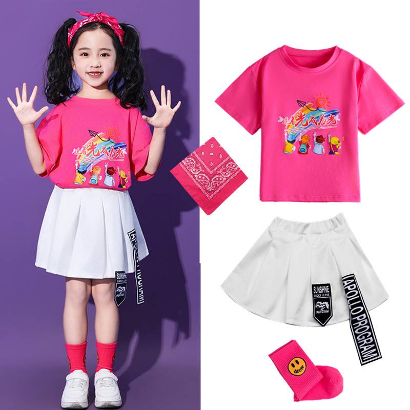 ♪ Red pursue short sleeves ♪
